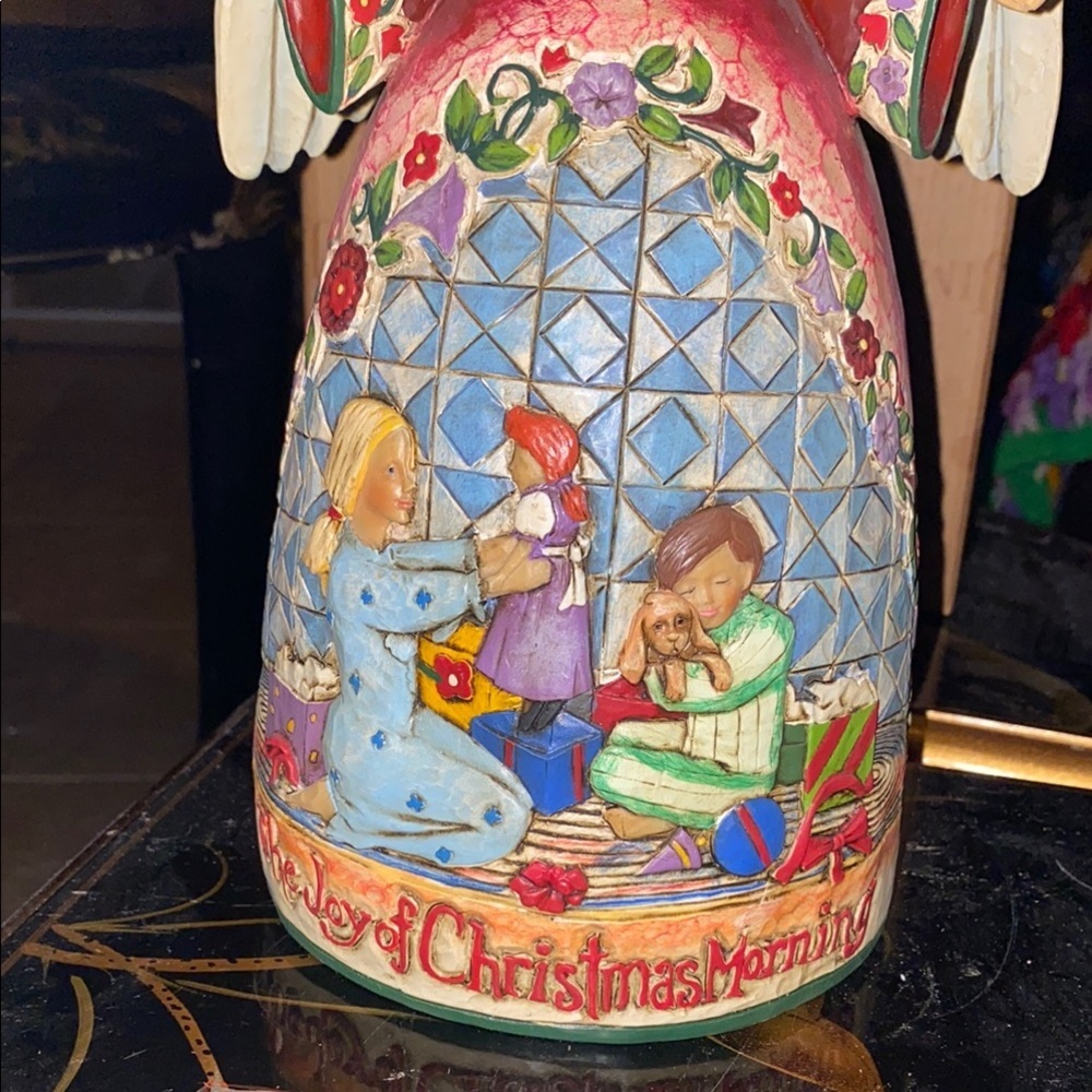 Jim Shore Christmas Angel Figurine with Red and Blue Accents Joy of Christmas Mo - Picture 3 of 7